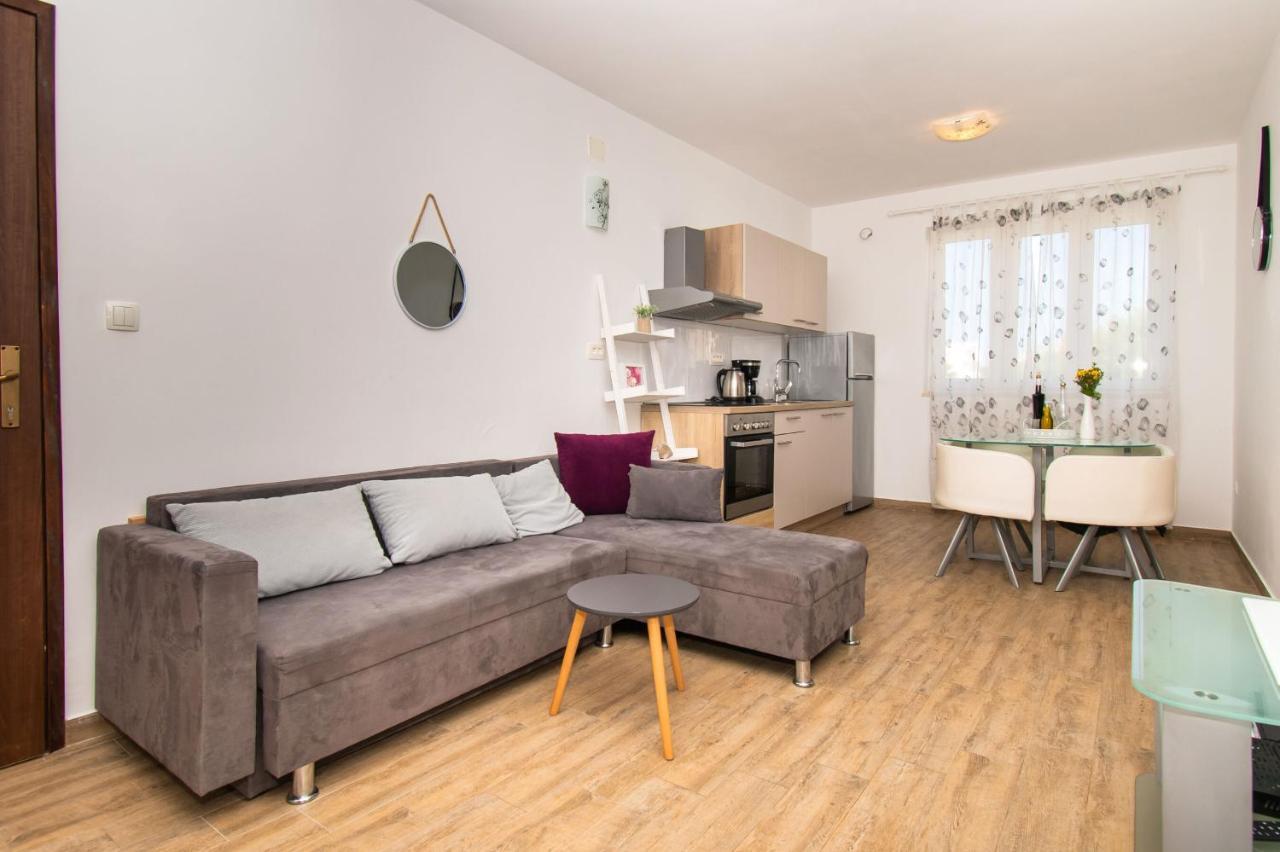 Apartments Happy Place فوديس المظهر الخارجي الصورة