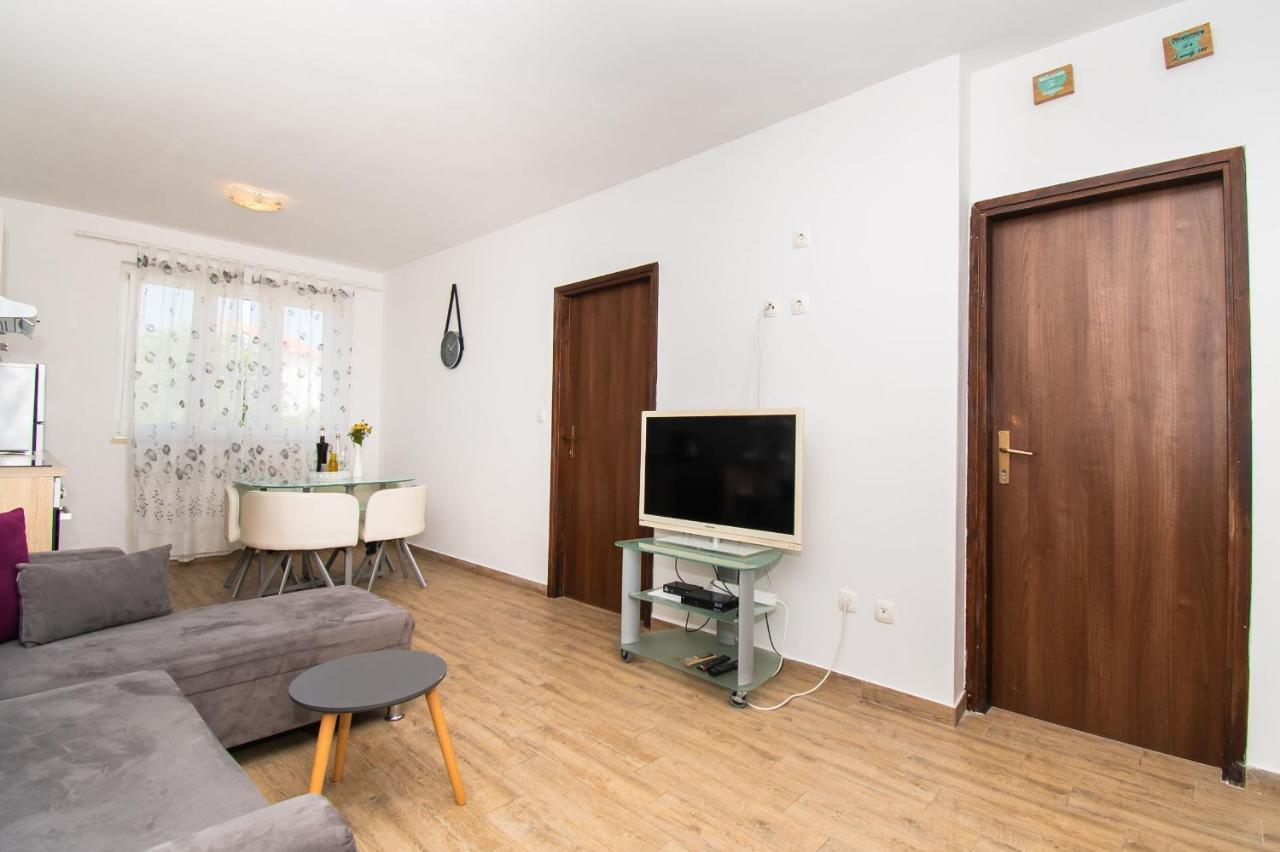 Apartments Happy Place فوديس المظهر الخارجي الصورة